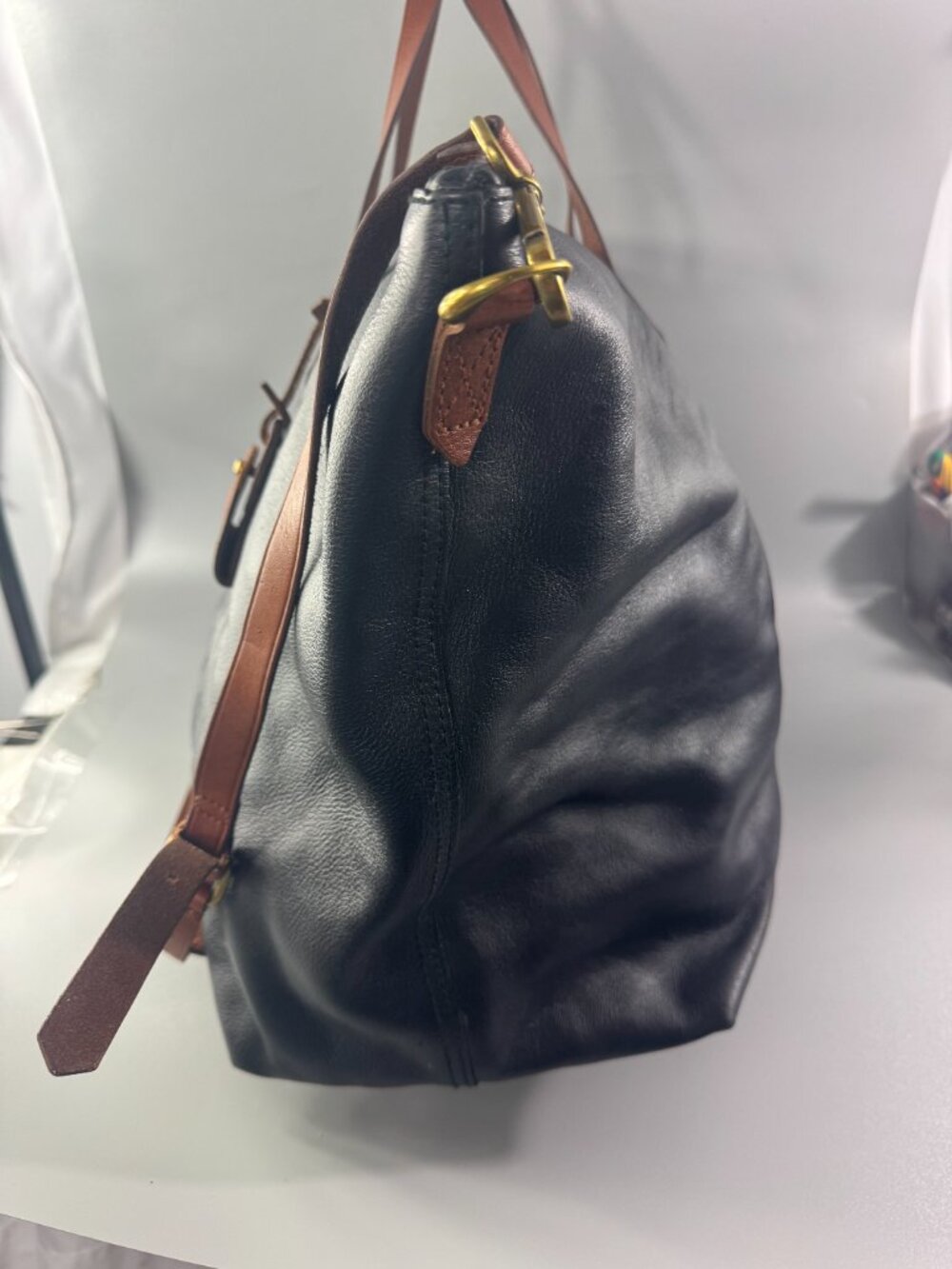 Madewell The Transport Weekenderin in True Black - Picture 6 of 15